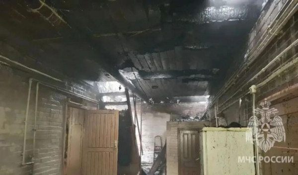 В Волосово при пожаре погиб ребенок. Еще одну девочку госпитализировали