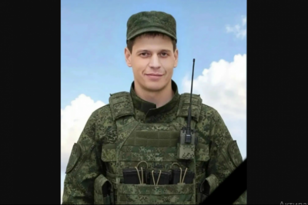 В Подпорожье простились с бойцом, 4 месяца пробывшим на СВО