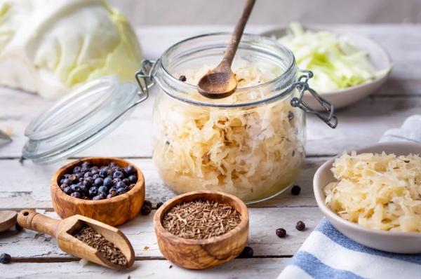 
        Старинный и современный способы заквасить капусту: выбирайте, какой вкуснее    